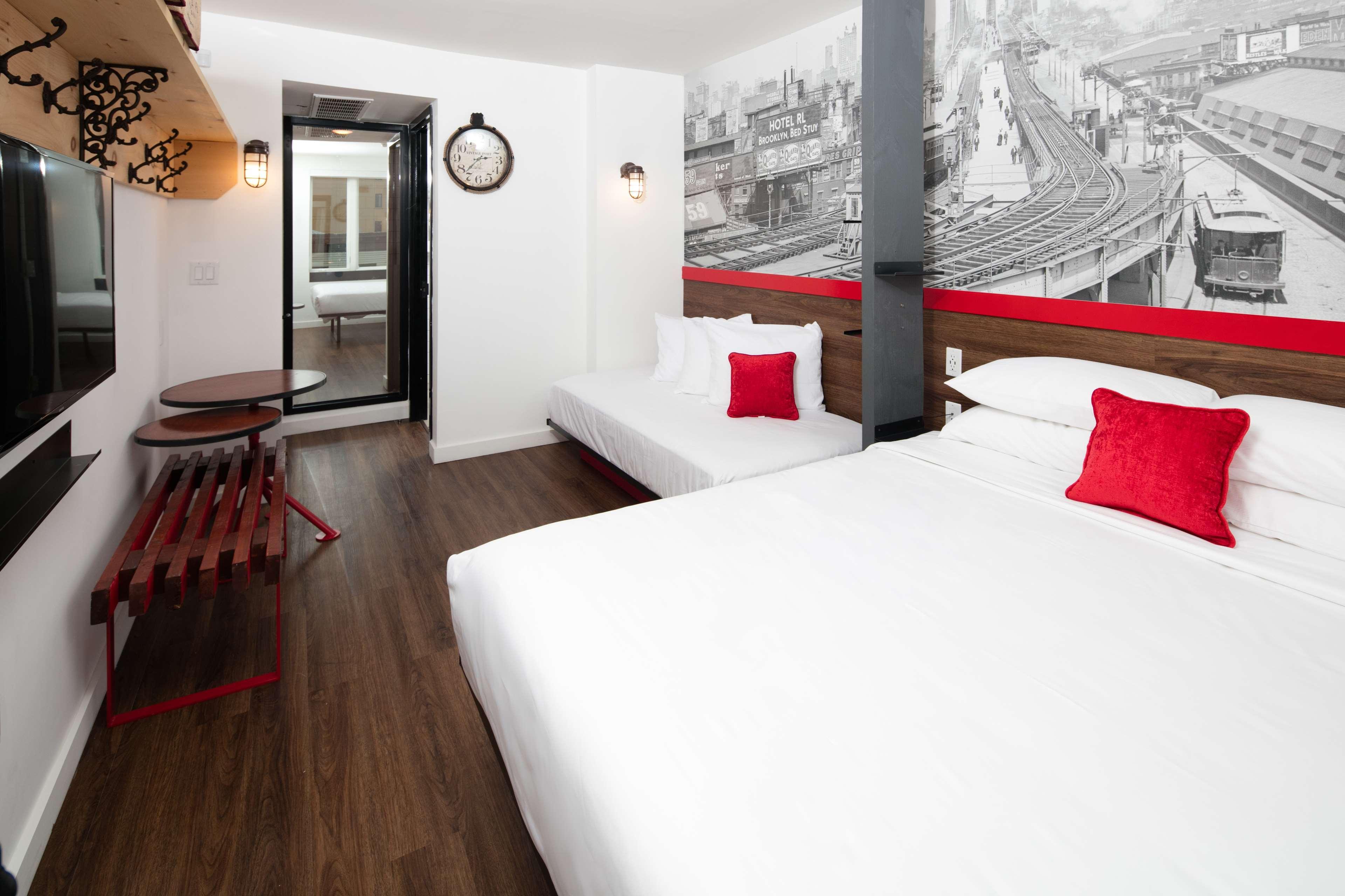 Hotel 1080 Нью-Йорк Экстерьер фото