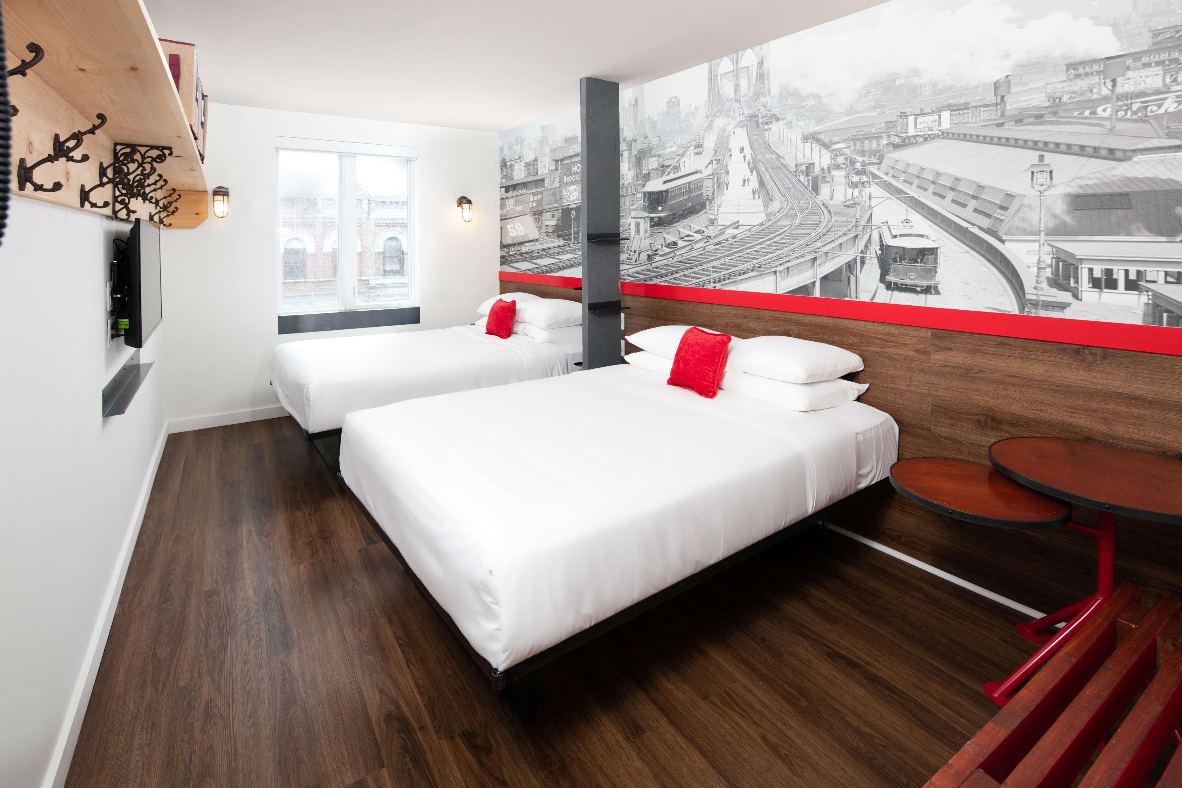 Hotel 1080 Нью-Йорк Экстерьер фото